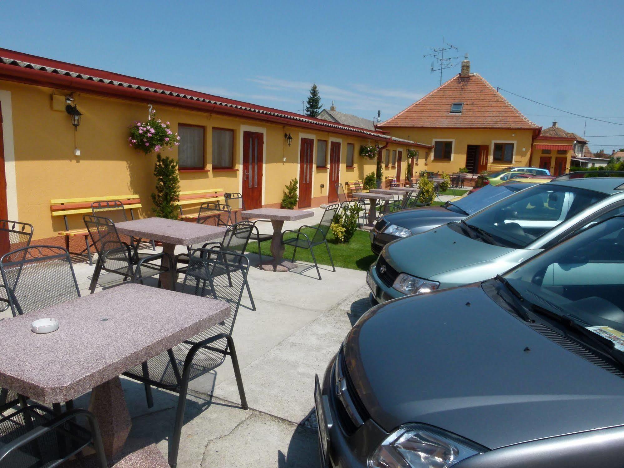 Privat U Jozefa Foeldesa Διαμέρισμα Veľký Meder Εξωτερικό φωτογραφία